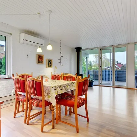 Dom wakacyjny Umen - 300m From The Sea By Interhome Nedre Lysabild